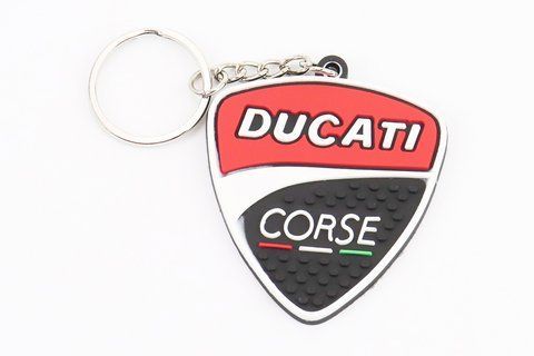 Брелок "DUCATI", гумовий 50х45мм, чорно-червоний відмінна якість 502337 фото